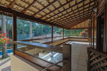 Casa de condomínio à venda com 450m², 3 quartos e 7 vagas
