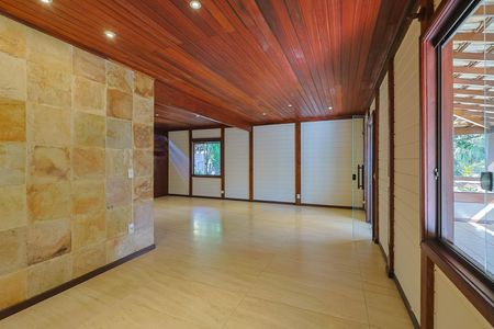 Casa de Condomínio à venda com 3 quartos, 450m² em Vila D’el Rey, Nova Lima