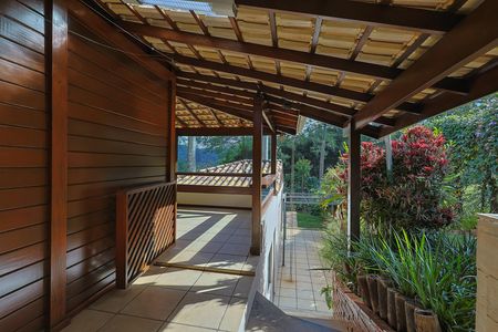 Casa de Condomínio à venda com 3 quartos, 450m² em Vila D’el Rey, Nova Lima