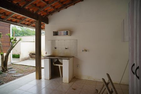 Casa para alugar com 100m², 3 quartos e 2 vagas Casa para alugar com 100m², 3 quartos e 2 vagasÁrea de Serviço