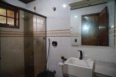 Banheiro do Quarto 1 de casa para alugar com 3 quartos, 100m² em Jardim Atlântico Central, Maricá