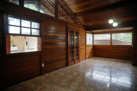 Sala de casa para alugar com 3 quartos, 100m² em Jardim Atlântico Central, Maricá