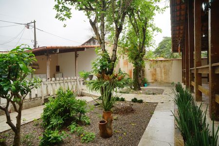 Casa para alugar com 100m², 3 quartos e 2 vagas Casa para alugar com 100m², 3 quartos e 2 vagasJardim