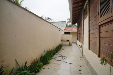 Casa para alugar com 100m², 3 quartos e 2 vagas Casa para alugar com 100m², 3 quartos e 2 vagasÁrea externa
