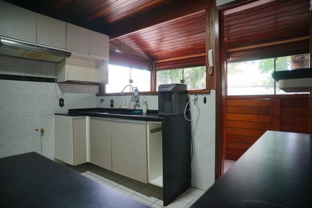 Casa para alugar com 100m², 3 quartos e 2 vagas Casa para alugar com 100m², 3 quartos e 2 vagasCozinha