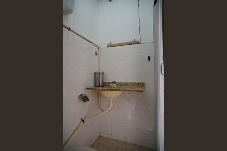 Casa para alugar com 100m², 3 quartos e 2 vagas Casa para alugar com 100m², 3 quartos e 2 vagasBanheiro de serviço