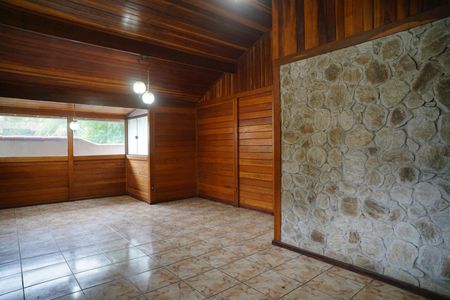 Sala de casa para alugar com 3 quartos, 100m² em Jardim Atlântico Central, Maricá