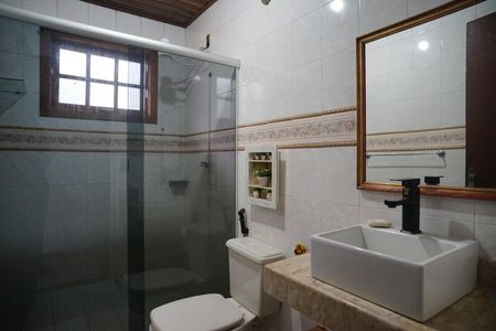 Casa para alugar com 100m², 3 quartos e 2 vagas Casa para alugar com 100m², 3 quartos e 2 vagasBanheiro Social