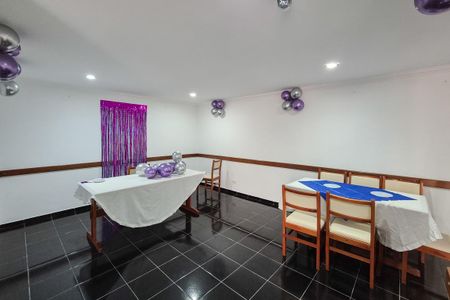 Apartamento à venda com 75m², 3 quartos e 1 vaga Apartamento à venda com 75m², 3 quartos e 1 vagaÁrea comum - Salão de festas