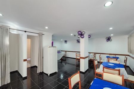 Apartamento à venda com 75m², 3 quartos e 1 vaga Apartamento à venda com 75m², 3 quartos e 1 vagaÁrea comum - Salão de festas