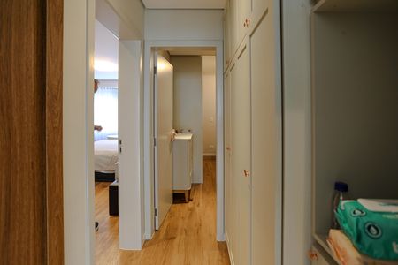 Apartamento para alugar com 151m², 2 quartos e 3 vagas Apartamento para alugar com 151m², 2 quartos e 3 vagasCorredor