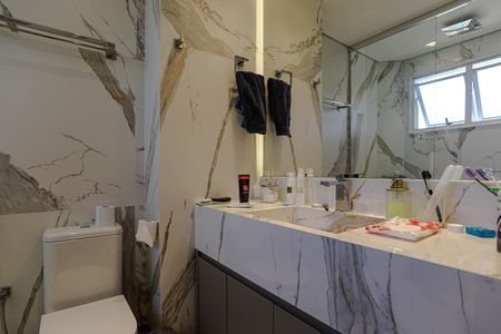 Apartamento para alugar com 151m², 2 quartos e 3 vagas Apartamento para alugar com 151m², 2 quartos e 3 vagasBanheiro - Quarto 1 - Suíte