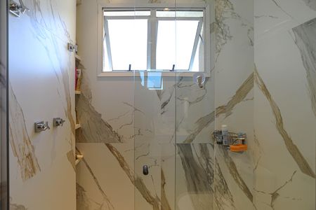 Apartamento para alugar com 151m², 2 quartos e 3 vagas Apartamento para alugar com 151m², 2 quartos e 3 vagasBanheiro - Quarto 1 - Suíte