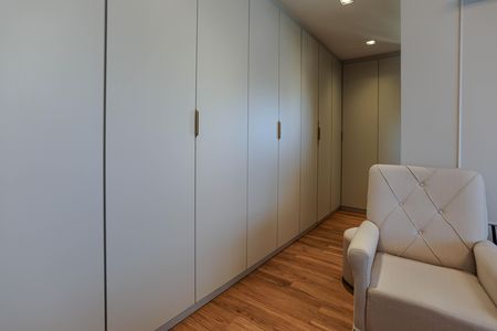 Apartamento para alugar com 151m², 2 quartos e 3 vagas Apartamento para alugar com 151m², 2 quartos e 3 vagasCloset - Quarto 1 - Suíte