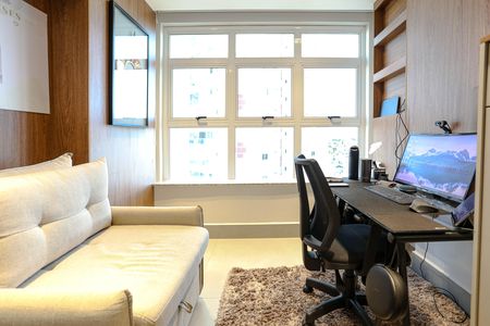 Apartamento para alugar com 151m², 2 quartos e 3 vagas Apartamento para alugar com 151m², 2 quartos e 3 vagasEscritório