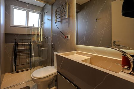 Apartamento para alugar com 151m², 2 quartos e 3 vagas Apartamento para alugar com 151m², 2 quartos e 3 vagasBanheiro - Quarto 2 - Suíte