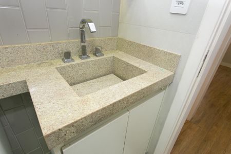Apartamento para alugar com 55m², 3 quartos e 1 vaga Apartamento para alugar com 55m², 3 quartos e 1 vagaBanheiro
