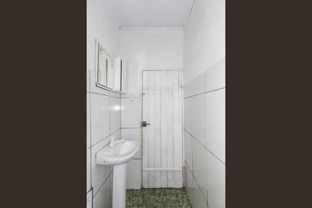 Casa para alugar com 50m², 1 quarto e sem vaga Casa para alugar com 50m², 1 quarto e sem vagaBanheiro