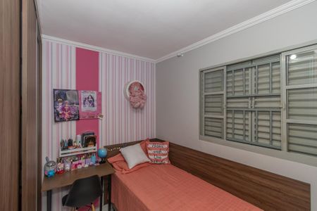 Apartamento à venda com 65m², 3 quartos e 1 vagaQuarto 2
