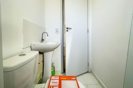 Apartamento para alugar com 54m², 2 quartos e 1 vaga Apartamento para alugar com 54m², 2 quartos e 1 vagaBanheiro