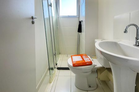 Apartamento para alugar com 54m², 2 quartos e 1 vaga Apartamento para alugar com 54m², 2 quartos e 1 vagaBanheiro