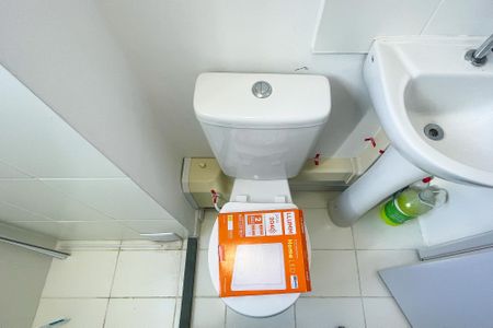Apartamento para alugar com 54m², 2 quartos e 1 vaga Apartamento para alugar com 54m², 2 quartos e 1 vagaBanheiro