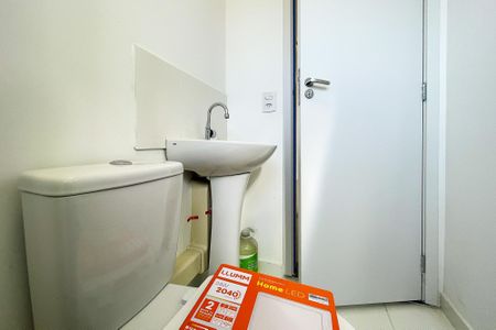 Apartamento para alugar com 54m², 2 quartos e 1 vaga Apartamento para alugar com 54m², 2 quartos e 1 vagaBanheiro