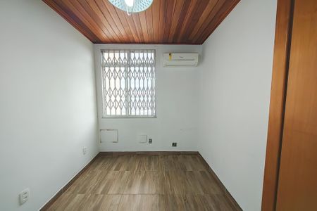 Apartamento à venda com 80m², 4 quartos e 2 vagas Apartamento à venda com 80m², 4 quartos e 2 vagasQuarto 2