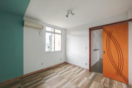 Apartamento à venda com 80m², 4 quartos e 2 vagas Apartamento à venda com 80m², 4 quartos e 2 vagasQuarto