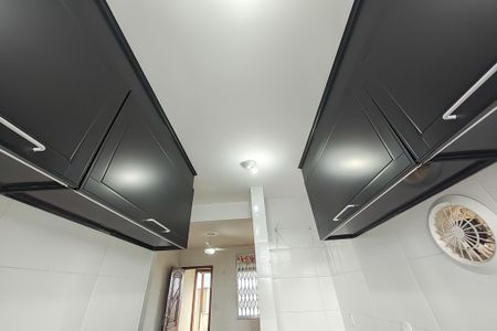 Apartamento à venda com 80m², 4 quartos e 2 vagas Apartamento à venda com 80m², 4 quartos e 2 vagasCozinha