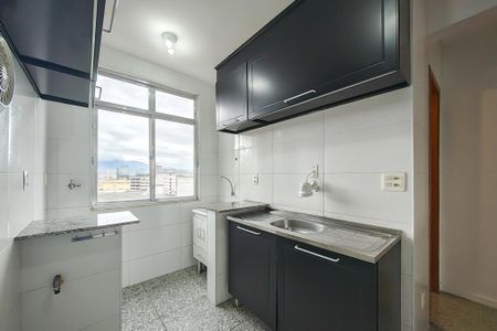 Apartamento à venda com 80m², 4 quartos e 2 vagas Apartamento à venda com 80m², 4 quartos e 2 vagasCozinha