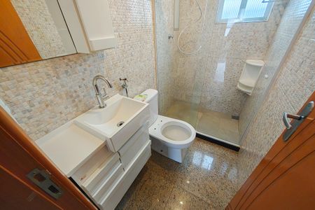 Apartamento à venda com 80m², 4 quartos e 2 vagas Apartamento à venda com 80m², 4 quartos e 2 vagasBanheiro