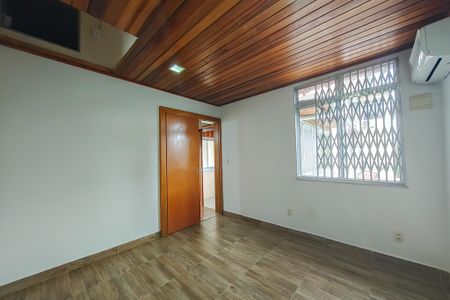 Apartamento à venda com 80m², 4 quartos e 2 vagas Apartamento à venda com 80m², 4 quartos e 2 vagasQuarto 3