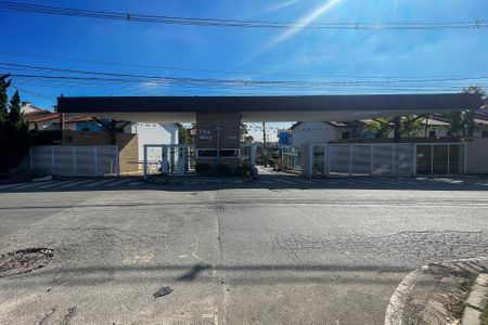 Casa de condomínio para alugar com 85m², 3 quartos e 1 vagaFachada Condomínio