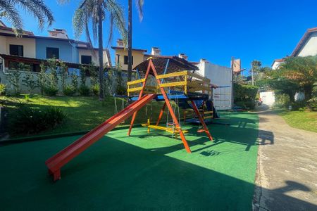 Casa de condomínio para alugar com 85m², 3 quartos e 1 vagaÁrea comum - Playground