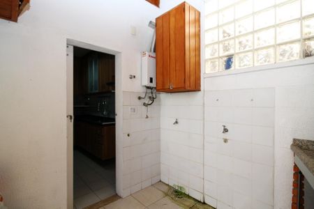 Casa de condomínio para alugar com 85m², 3 quartos e 1 vagaLavanderia