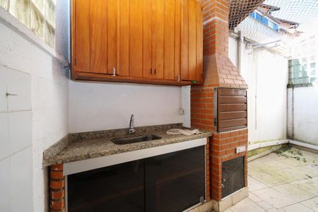Casa de condomínio para alugar com 85m², 3 quartos e 1 vagaChurrasqueira