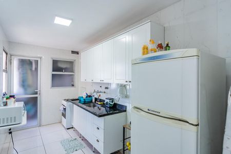 Apartamento para alugar com 74m², 3 quartos e 1 vaga Apartamento para alugar com 74m², 3 quartos e 1 vagaCorredor