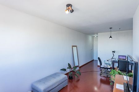 Sala de apartamento para alugar com 3 quartos, 74m² em Piqueri, São Paulo