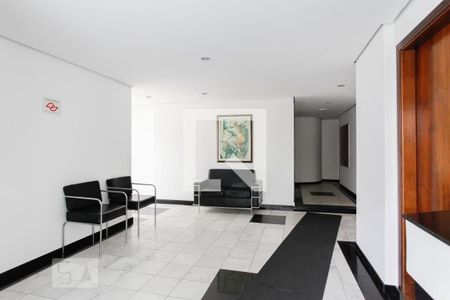 Apartamento para alugar com 75m², 3 quartos e 1 vaga Apartamento para alugar com 75m², 3 quartos e 1 vagaHall social