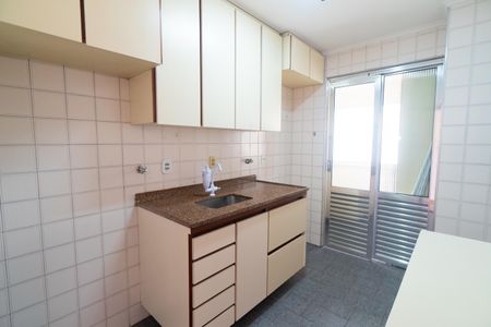 Cozinha de apartamento para alugar com 3 quartos, 75m² em Vila da Saúde, São Paulo