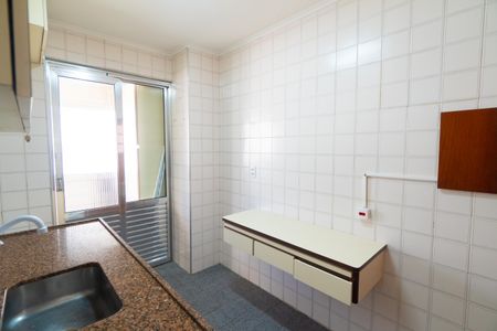 Apartamento para alugar com 75m², 3 quartos e 1 vaga Apartamento para alugar com 75m², 3 quartos e 1 vagaCozinha