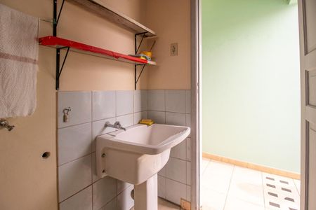 Casa à venda com 115m², 3 quartos e 1 vaga Casa à venda com 115m², 3 quartos e 1 vagaÁrea de Serviço