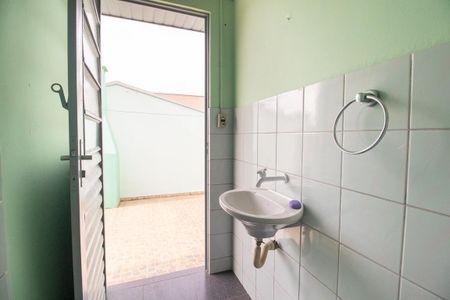 Casa à venda com 115m², 3 quartos e 1 vaga Casa à venda com 115m², 3 quartos e 1 vagaBanheiro de serviço