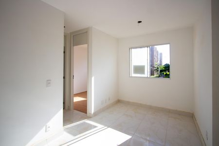 Sala de apartamento para alugar com 2 quartos, 42m² em Neves, São Gonçalo