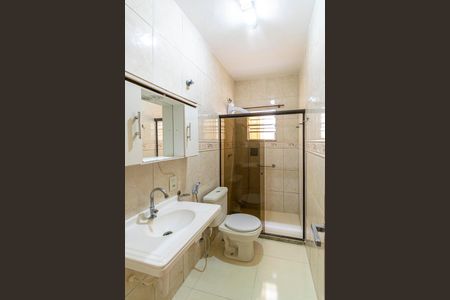 Casa para alugar com 60m², 2 quartos e 1 vaga Casa para alugar com 60m², 2 quartos e 1 vagaBanheiro 2