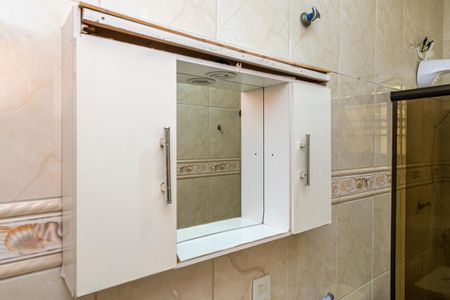 Casa para alugar com 60m², 2 quartos e 1 vaga Casa para alugar com 60m², 2 quartos e 1 vagaBanheiro 2