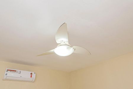 Sala de casa para alugar com 2 quartos, 60m² em Olaria, Rio de Janeiro