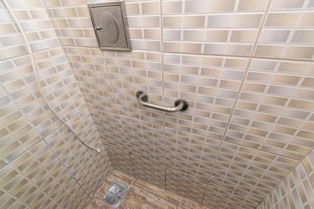 Casa para alugar com 60m², 2 quartos e 1 vaga Casa para alugar com 60m², 2 quartos e 1 vagaBanheiro 1