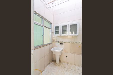 Casa para alugar com 60m², 2 quartos e 1 vaga Casa para alugar com 60m², 2 quartos e 1 vagaÁrea de Serviço